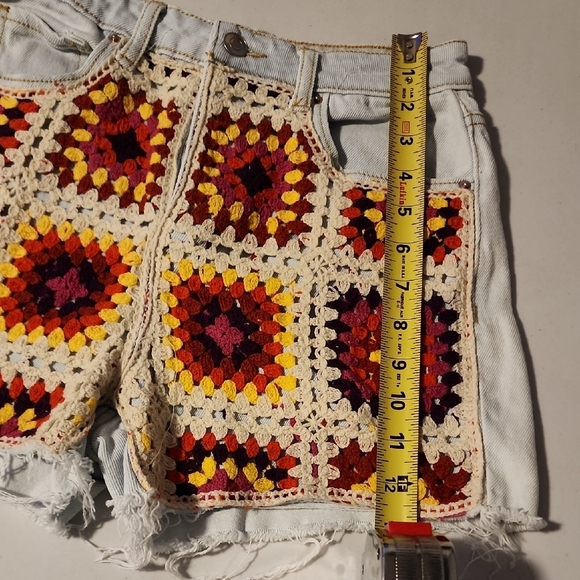 Colorful Crochet Patchwork Women's Shorts - Picture 5 of 7